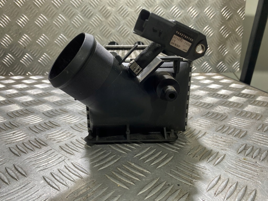 Купить Peugeot 607 2.2hdi интеркулер радиатор воздуха 9637809480 датчик