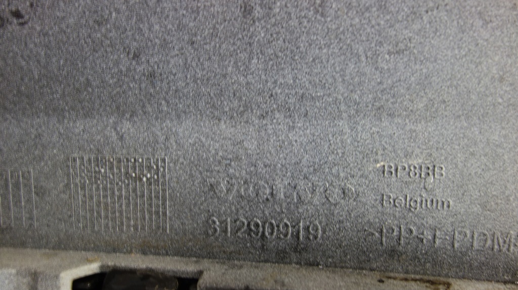 фото №10, Volvo v40 cross country бампер задній pdc