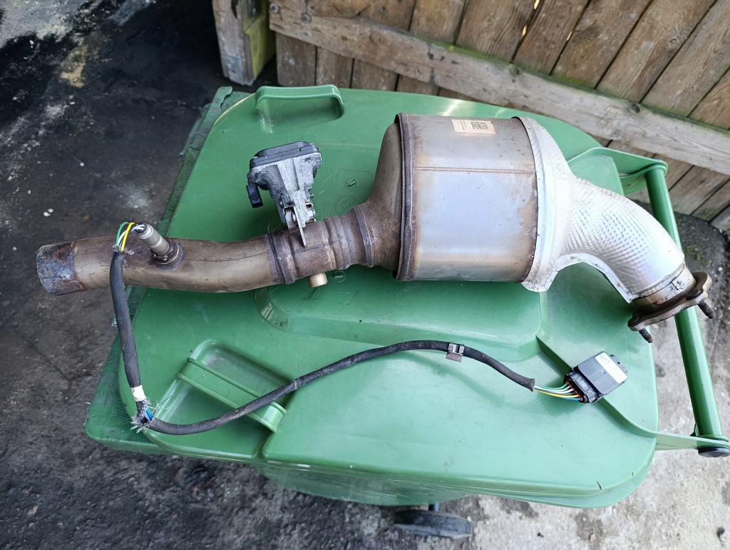 фото №1, Audi a4 b9 a5 f5 8w 2.0 tdi катализатор dpf 8w0131703aq