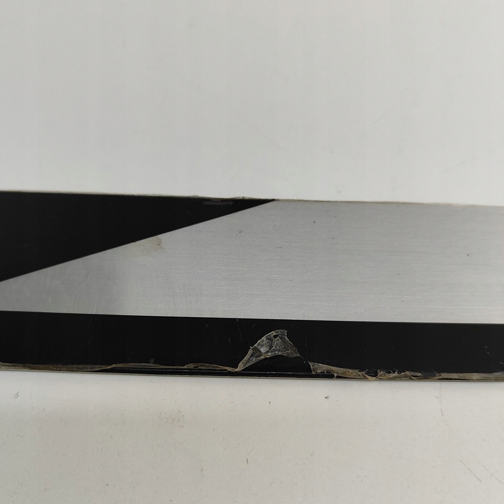 фото №8, Toyota corolla e210 e21 2022 ліва сторона молдинг поріг задня