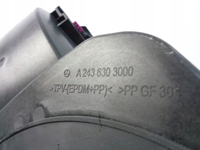 Кришка заряджання mercedes eqa 250 w243 2021 rok 696 Зі Шроту