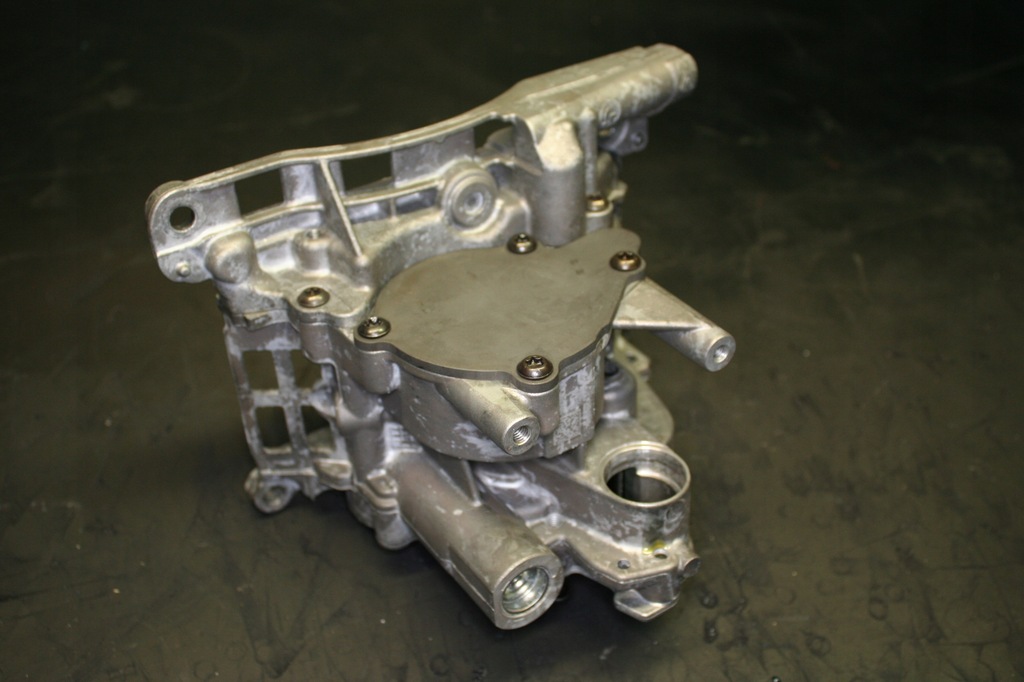 фото №15, Bmw f01 f10 x5 f15 n57n n57z насос масла оригинал