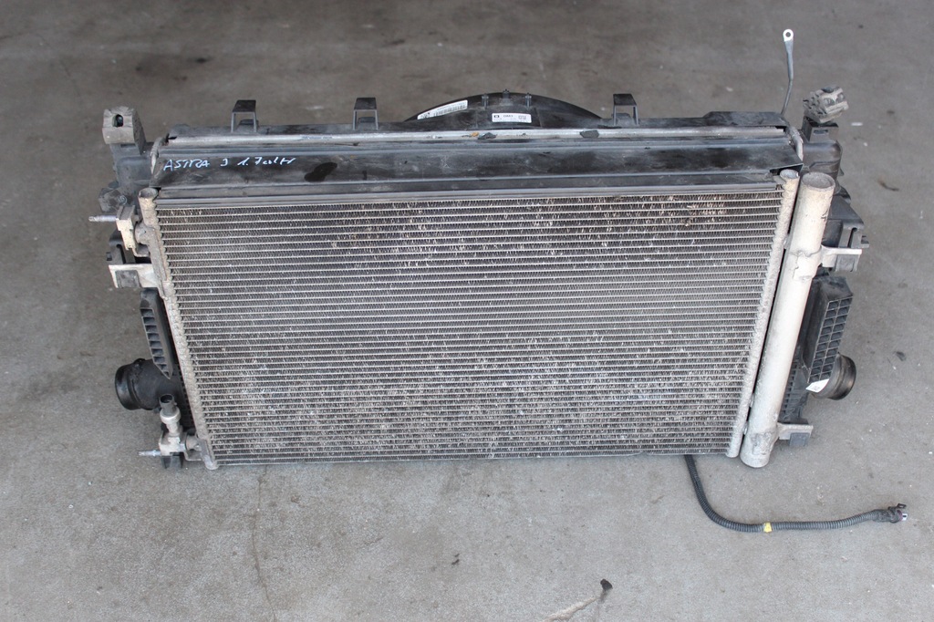 фото №1, Opel astra j iv 1.7 cdti комплект радиатор вентилятор