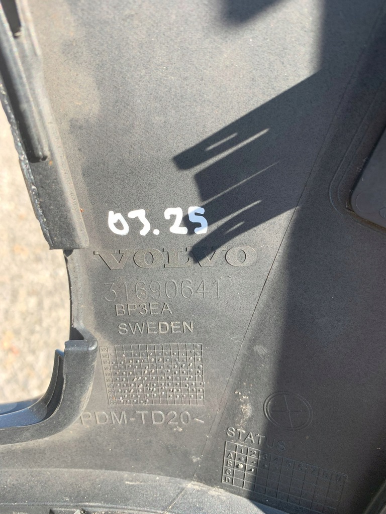 фото №7, Бампер передний volvo xc90 fl 19r r-design lift 2019 31690641 03.25