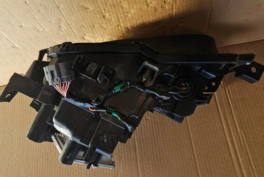 Mazda cx30 full led 19-24 фара правый  14pin dfr7-51030 Киев