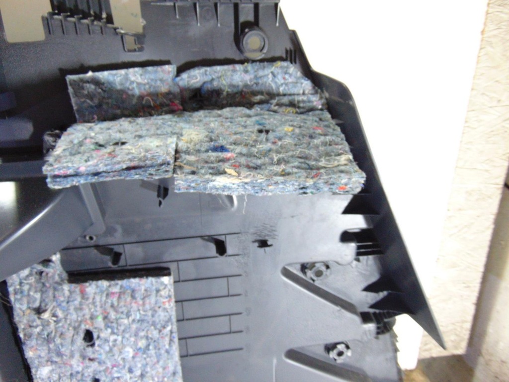 фото №8, Оббивка багажника правий задня peugeot 3008 i lift