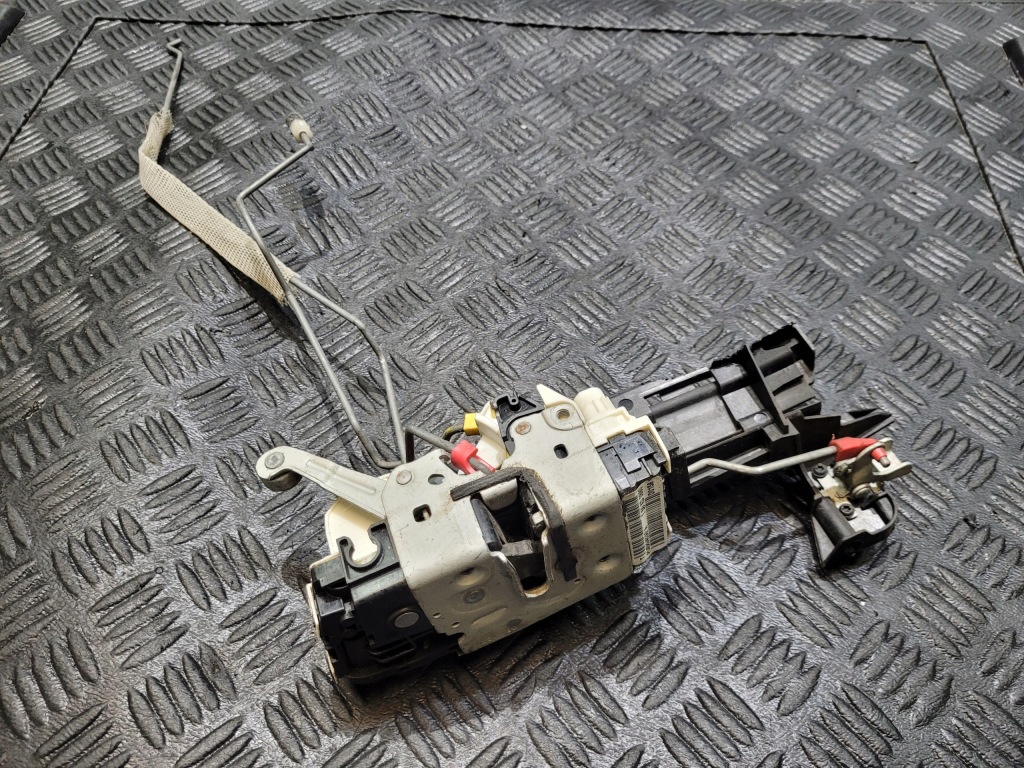 фото №1, Замок двері перед передній правий p04589462af dodge nitro