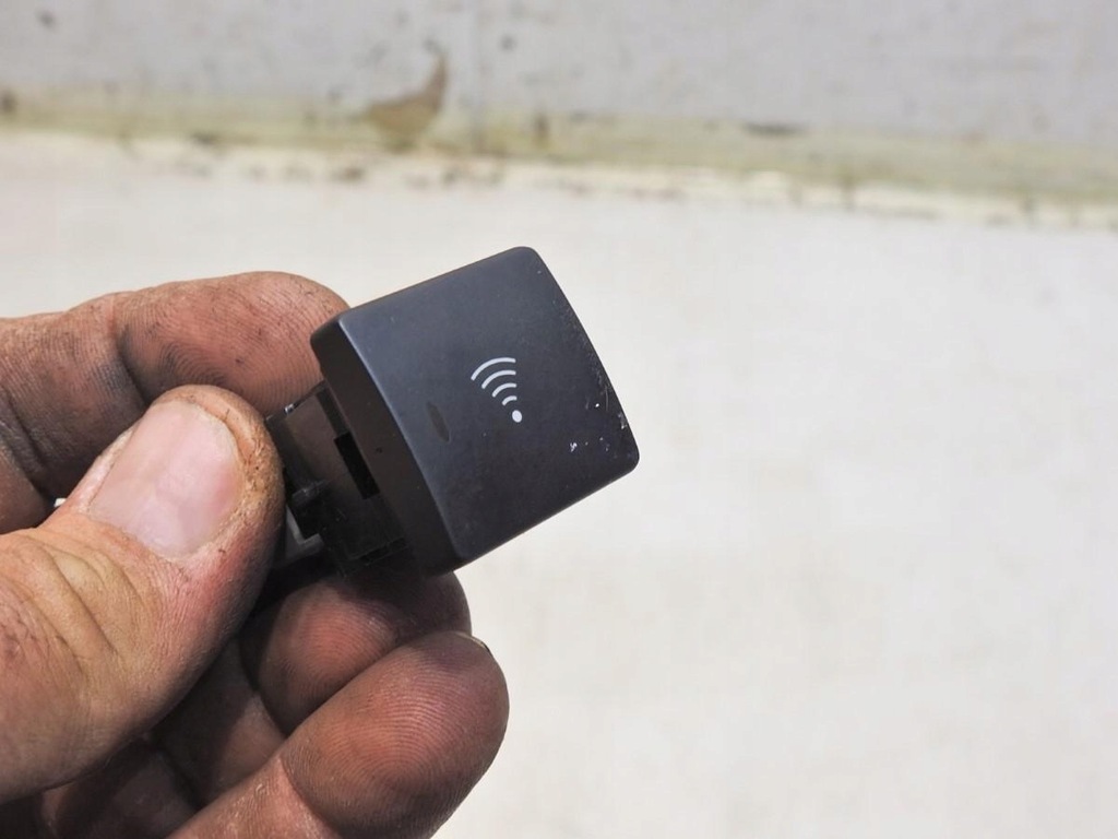 фото №7, Кнопка pdc peugeot 607 lift 9629648677