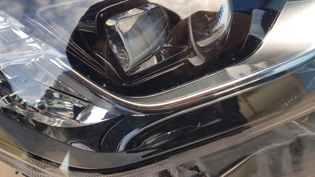 Фара перед правий toyota auris 2 рестайлінг  full led 15- Доставка