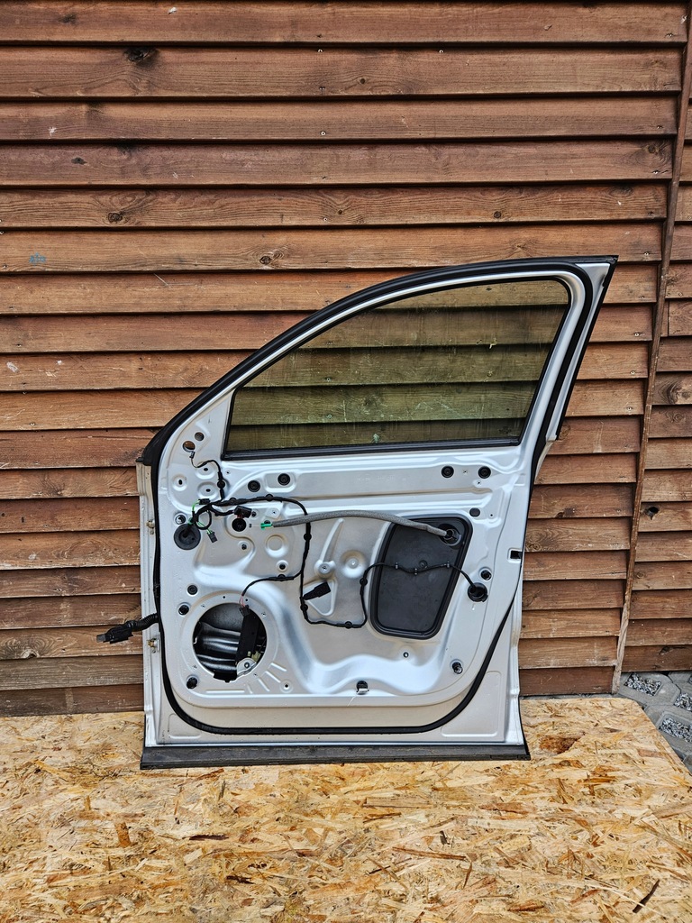 фото №9, Дверь audi q3 8u правое правый перед передние цвет lx7w europa