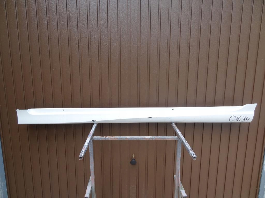 фото №1, Молдинг порог левая toyota prius 09- performance