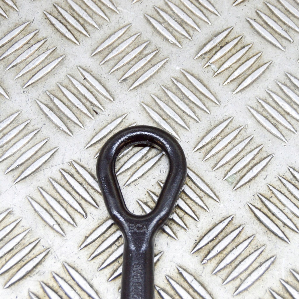 фото №6, Skoda kamiq 2020 проушина буксировочный / крепление