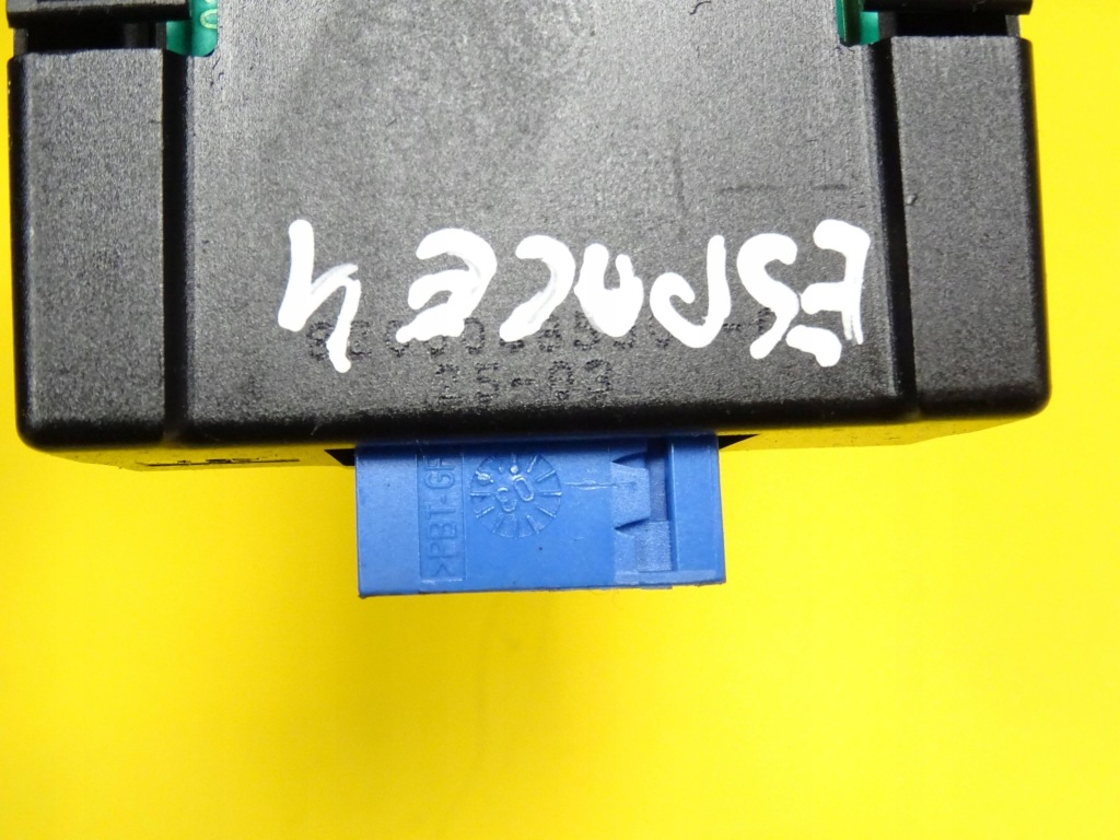 фото №3, Кнопка вимикач гальма ручного renault espace iv 8200048590c nr28