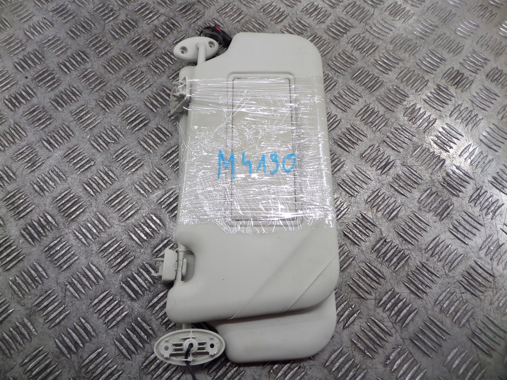 фото №4, Focus mk3 защита солнцезащитная подсвеченная