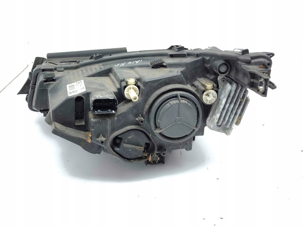 фото №8, Bmw i3 2015 права сторона лампи передні