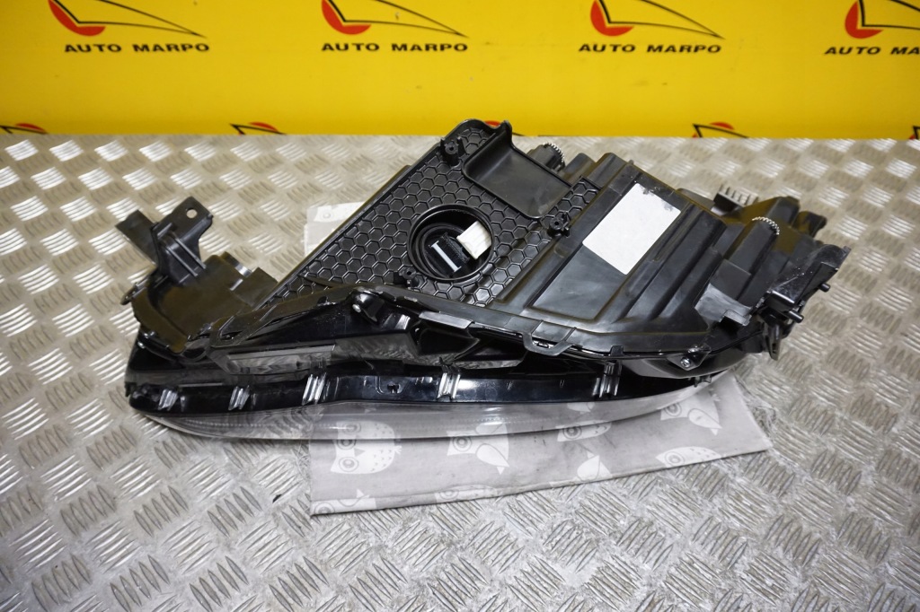 Subaru solterra 2022 - фара лампа full led правая америка Оригинал