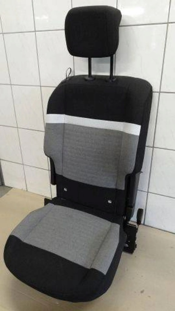 фото №1, Citroen berlingo iv 2023 сиденье средний задняя задний