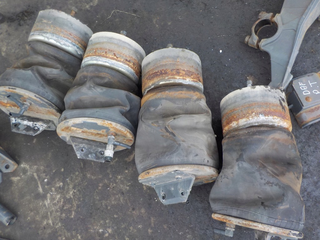 фото №1, Daf 105 подушка подвеска задняя