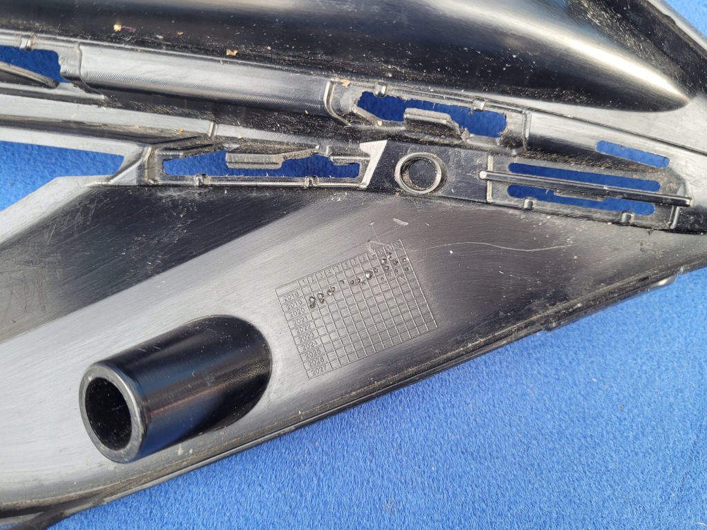 Купить Opel astra k рестайлинг  19-21 2019-2021 заглушка противотуманной фары решётка левая