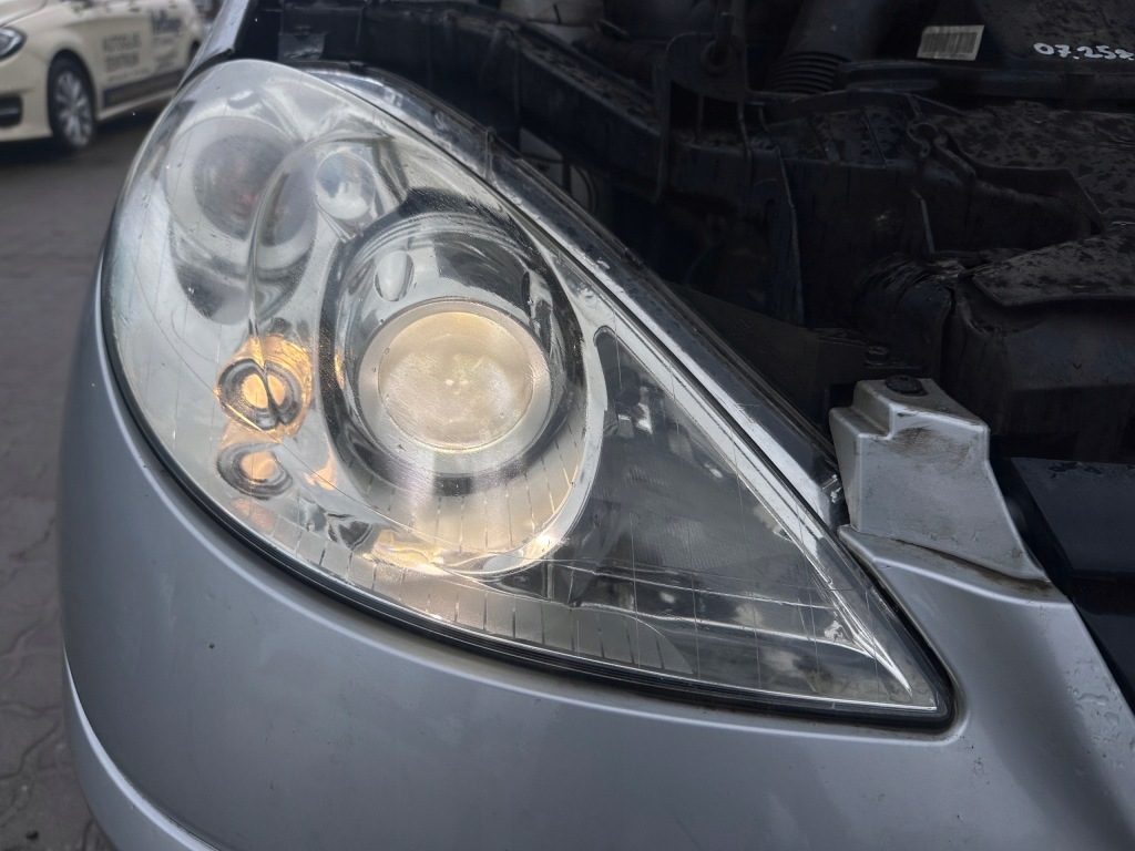 Mercedes a klasa w169 ксенон фара фара комплектный оригинал правый  хорошее состояние! Недорого