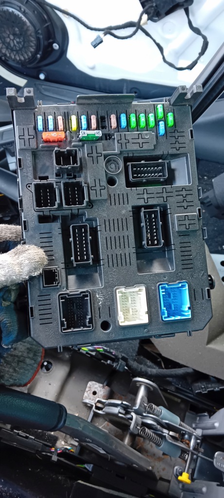 Купити Модуль bsi, peugeot oe, 28119759,281164872