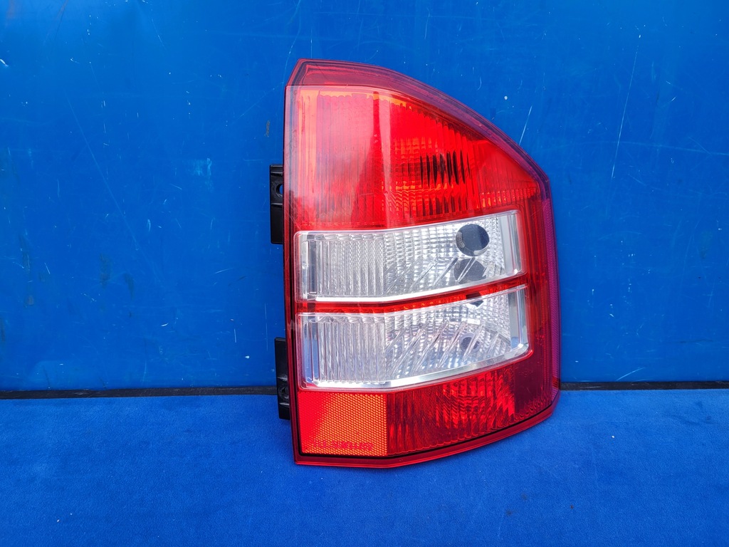 фото №1, Jeep compass 06-11 2006-2011 лампа задня права