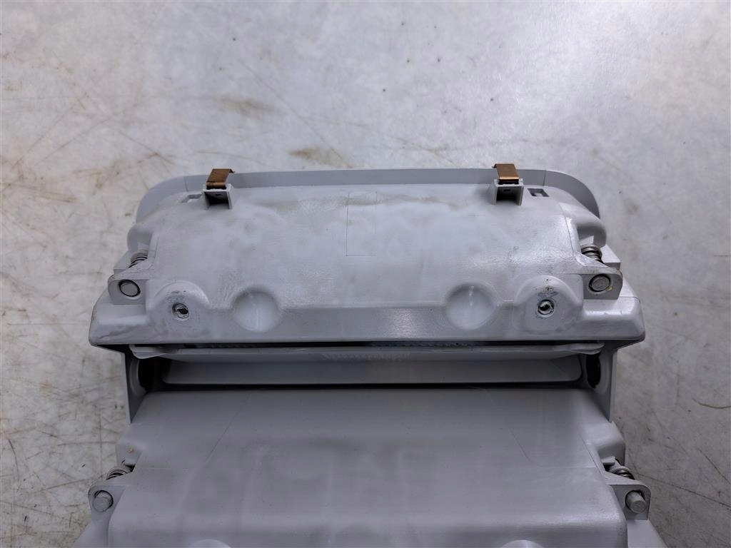 фото №10, Лампа освещение салона vw touran i 2006-2010 3b0947105c 1t0868837c