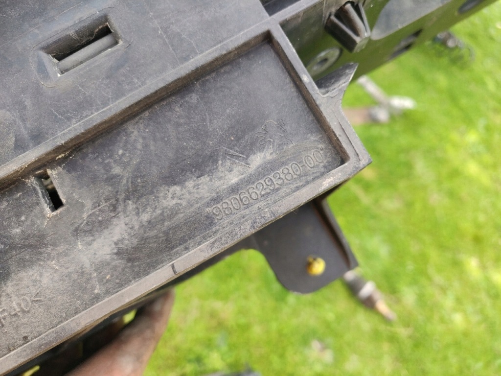 Комплект радиатор вентилятор усилитель citroen c4 picasso 2 2013- 13-19 с Разборки