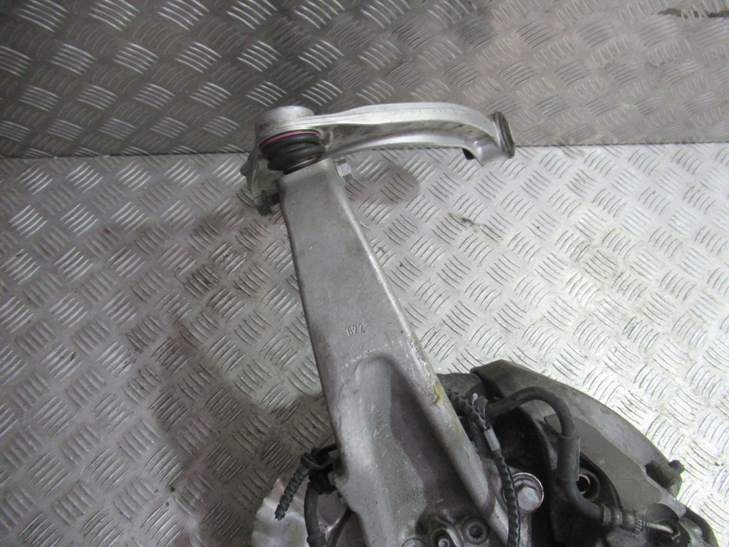 фото №6, Bmw 7 f01 lift 4.0d права поворотний кулак важіль гальма