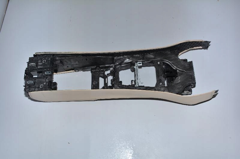 фото №7, Подлокотник bmw 7 g11, g12 9327501 3.0l дизель 195kw 2015