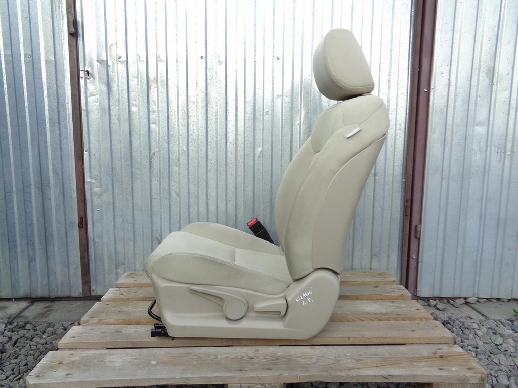 фото №10, Сидіння лівий водія світлий suzuki kizashi 09-