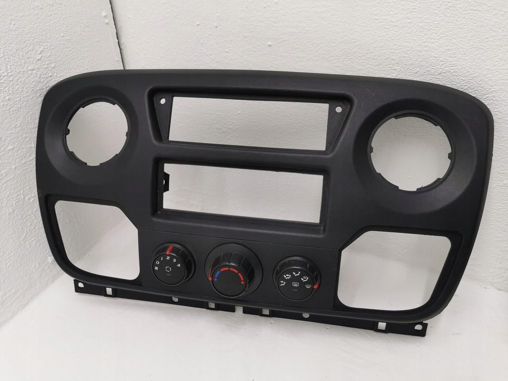 фото №1, Панель обдув решітка renault master iii 682600025r