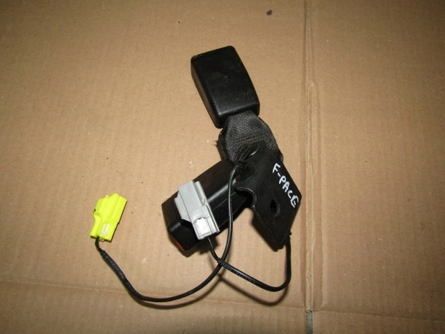 фото №1, Jaguar f-pace клипса замок поперечина ремней задняя