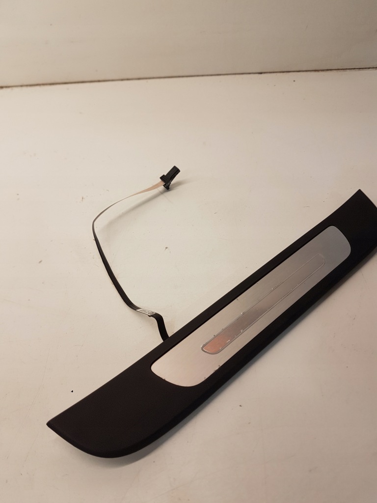 фото №1, Молдинг порог правый задняя audi a6 c7 4g0947424