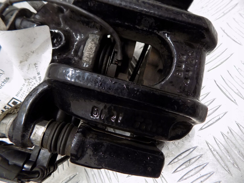 фото №10, Bmw i8 суппорты тормозные диски тормозные перед задняя