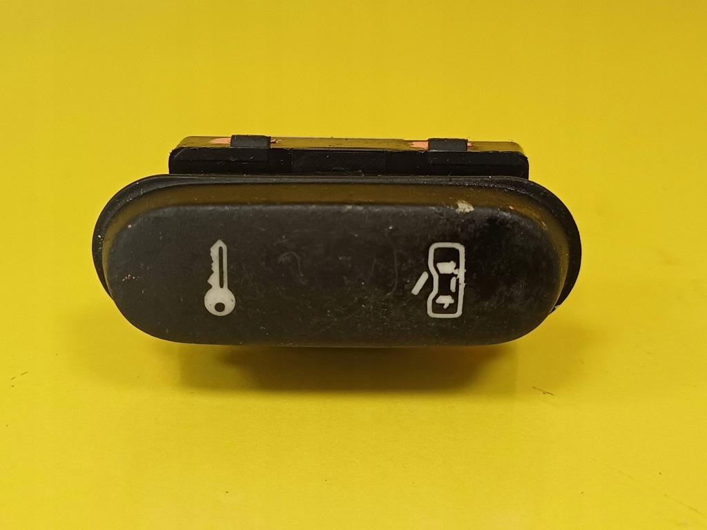 фото №1, Переключатель центрального замка seat leon 5p0962125 nr339