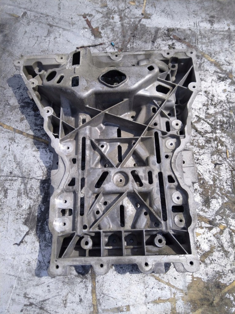 Поддон масляная mercedes benz 6510141602 Киев