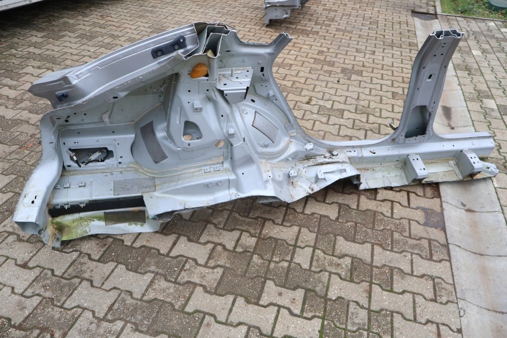 фото №6, Maserati levante четверть крыло левая задняя