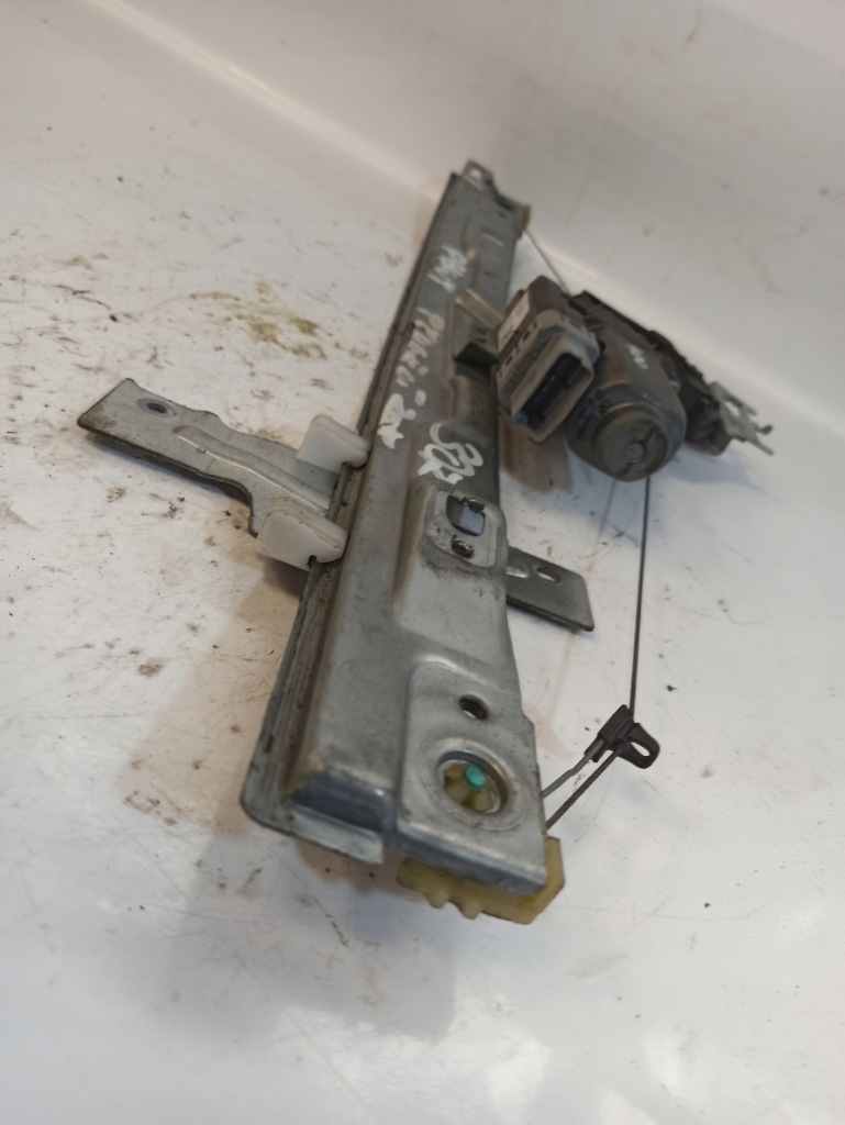 фото №7, Peugeot 307 механизм стекло правый перед 10400915j 401786