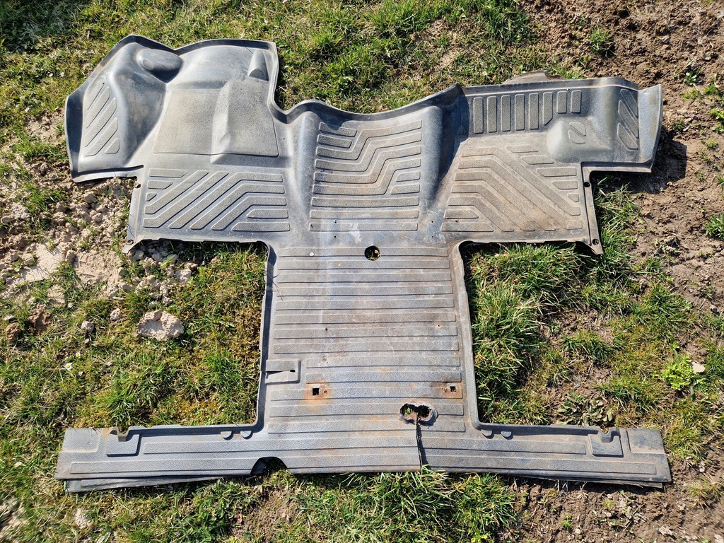 фото №1, Обшивка килимок підлога mercedes sprinter lt 35