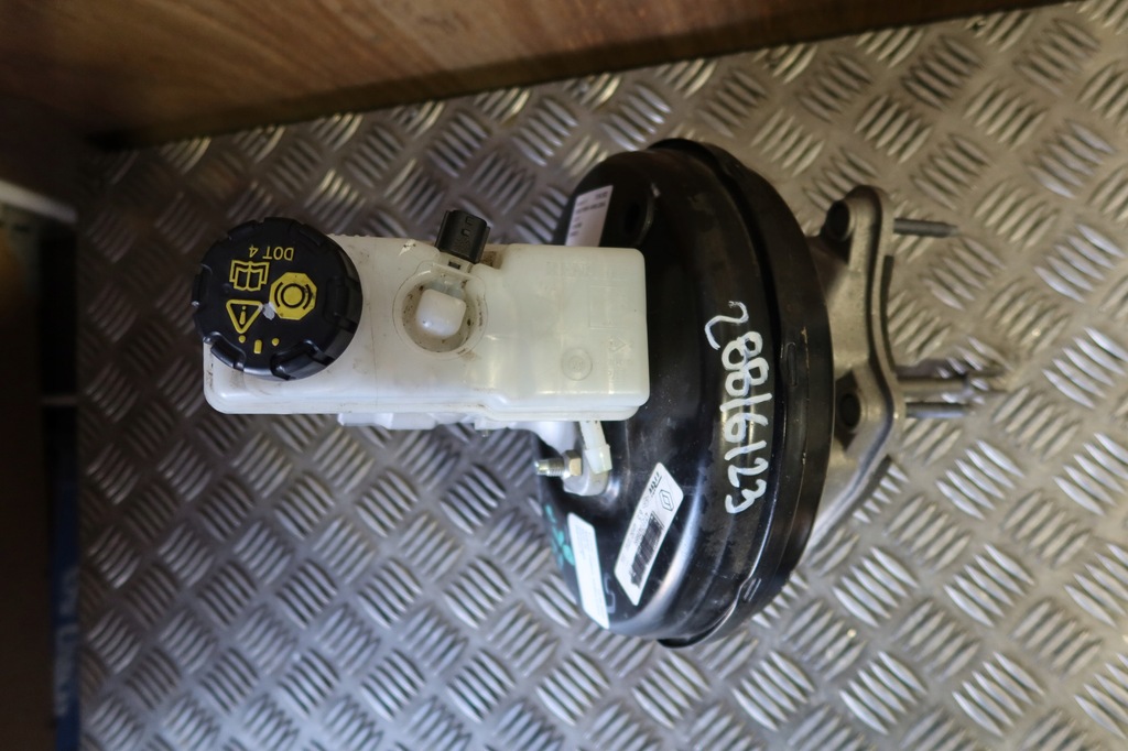 фото №1, Підсилювач гальм насос гальмівна clio iv 472104788r