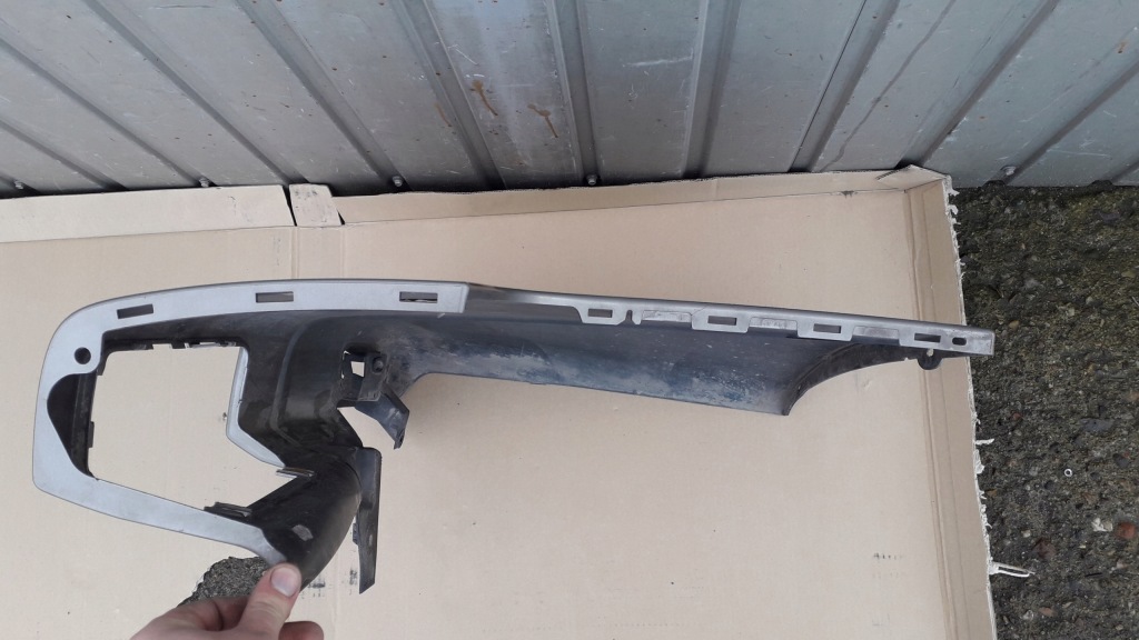 Trafic iii vivaro b бампер лівий 850172973r Зі Шроту