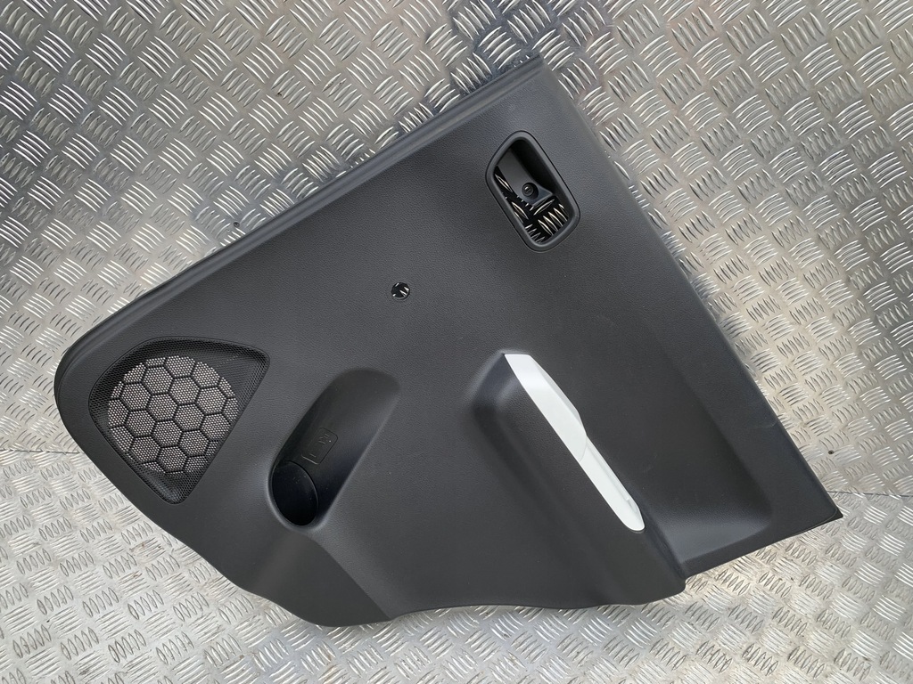 фото №7, Обшивка двері задня l/p suzuki ignis iii 16-