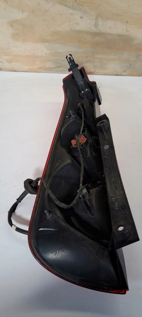 фото №2, Nissan note e11 лампа задняя правая