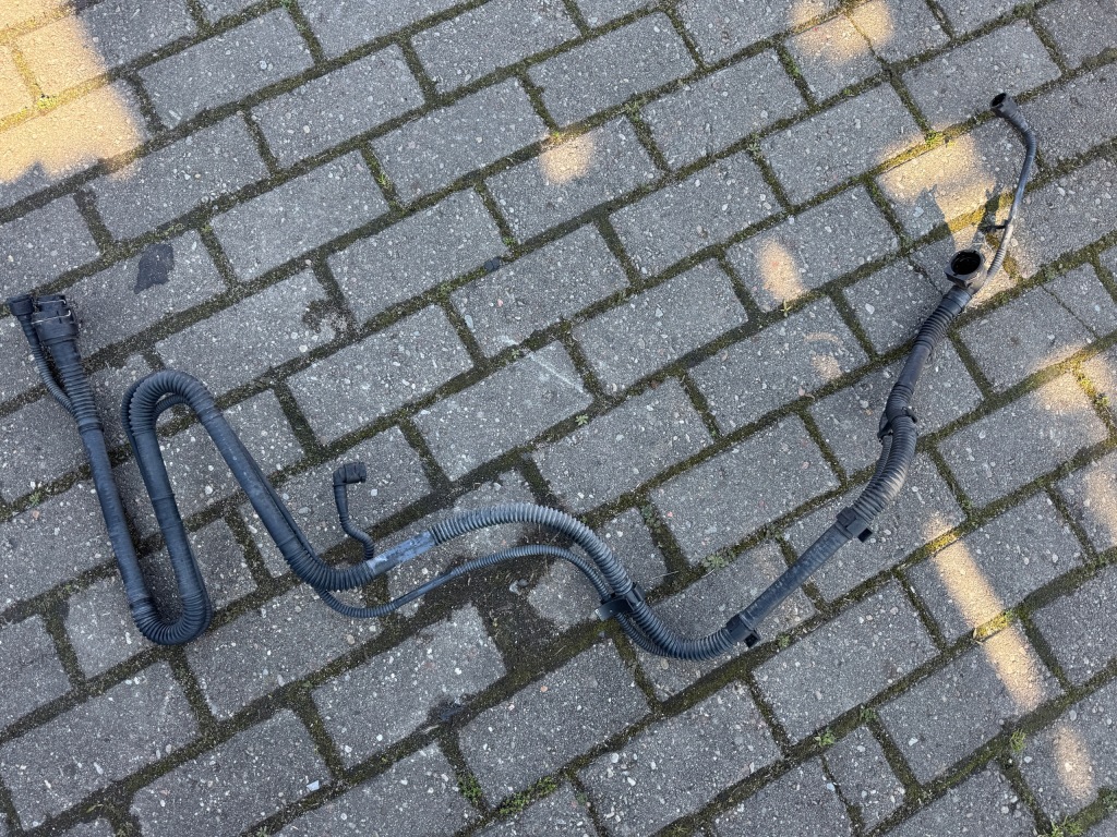 Купить Провода трубки воды радиатора mercedes atego 3 e6