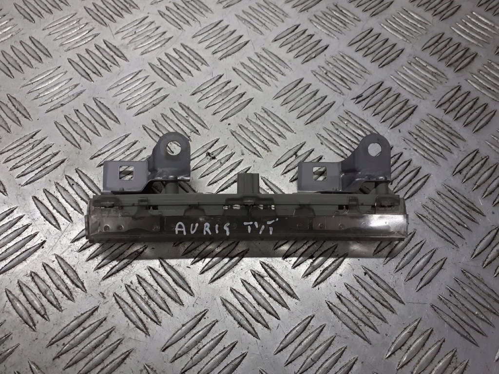 фото №3, Свет стоп-сигнал toyota auris 1.4 d4d
