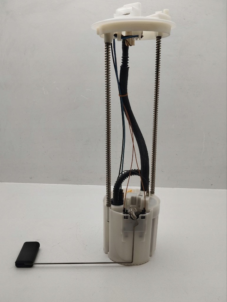 фото №1, Насос пального maserati quattroporte v 2010