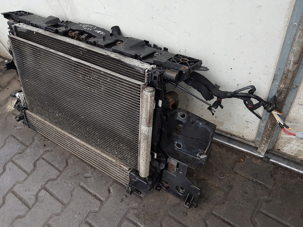 Renault megane 3 3 рестайлинг  14-16r 1.6 dci ремень передний радиатор вентилятор Недорого