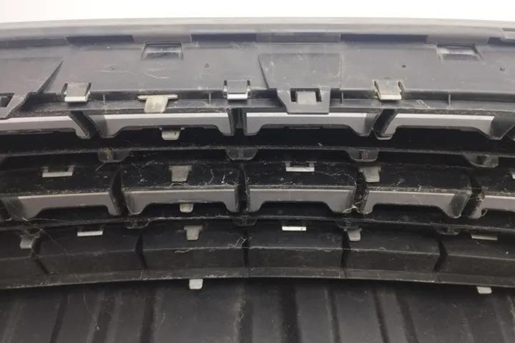 фото №11, Решітка радіатора mini countryman r60 9812889 1.6l дизель 82kw 2014