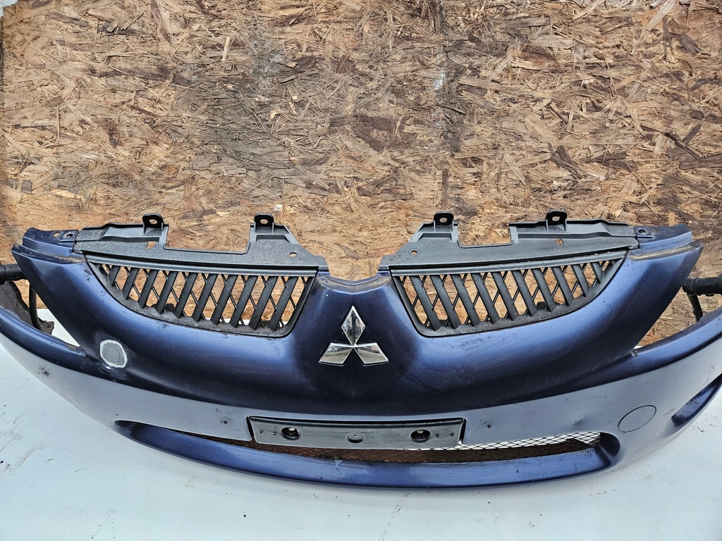 фото №7, Mitsubishi grandis бампер перед передний омыватель